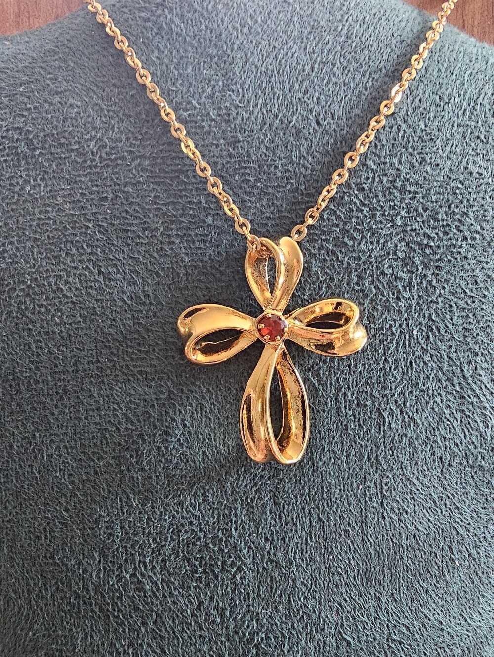 Vintage Avon Cross Necklace